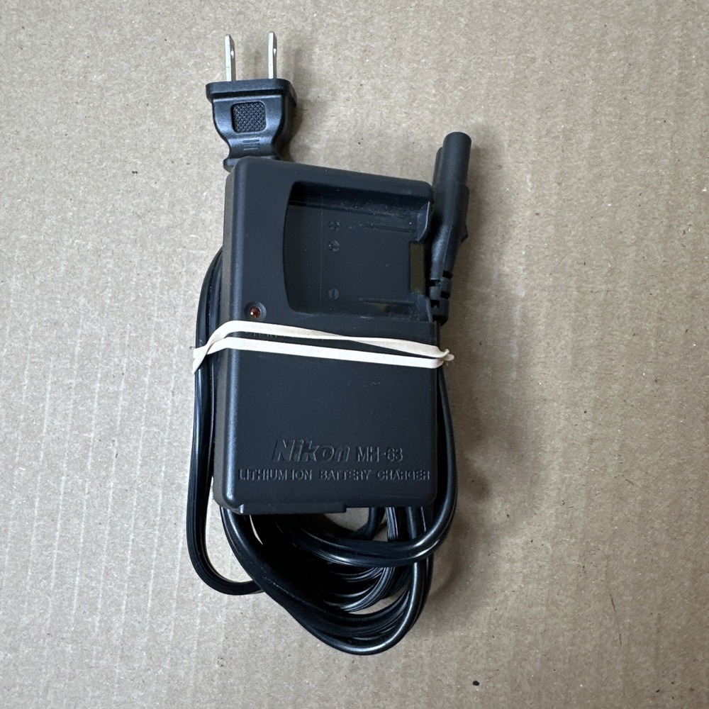Nikon MH-63 Camera Charger for EN-EL10 Battery Coolpix S200 S210 S230 S500
